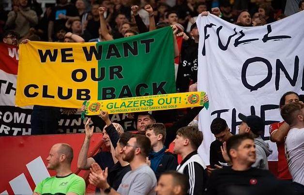 林良锋:曼联赢得侥幸,反败为胜带来更多担忧