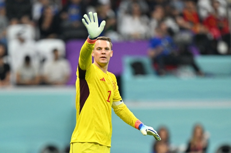 赫内斯:世界杯必须派上最佳球员,健康的诺伊尔就该是德国队一门