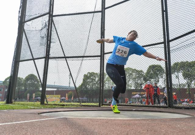 开云体育-女子铁饼仅一人晋级 山东姑娘冯彬出局后流泪不甘