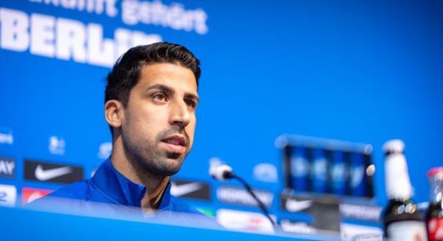 开云官网-赫迪拉出道即巅峰 当初转会皇马耽误了职业生涯？